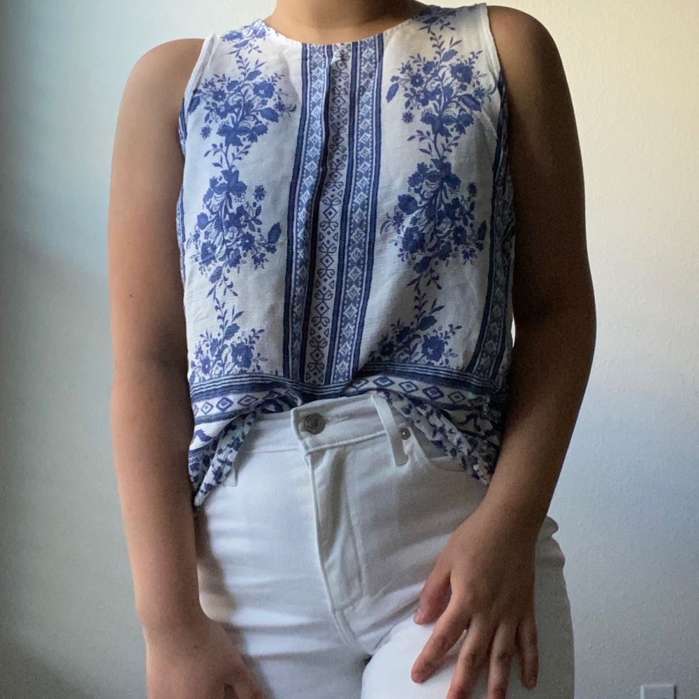 patterned tank top